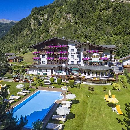 ניוסטיפט אים סטובאיטל Alpenhotel Fernau מראה חיצוני תמונה