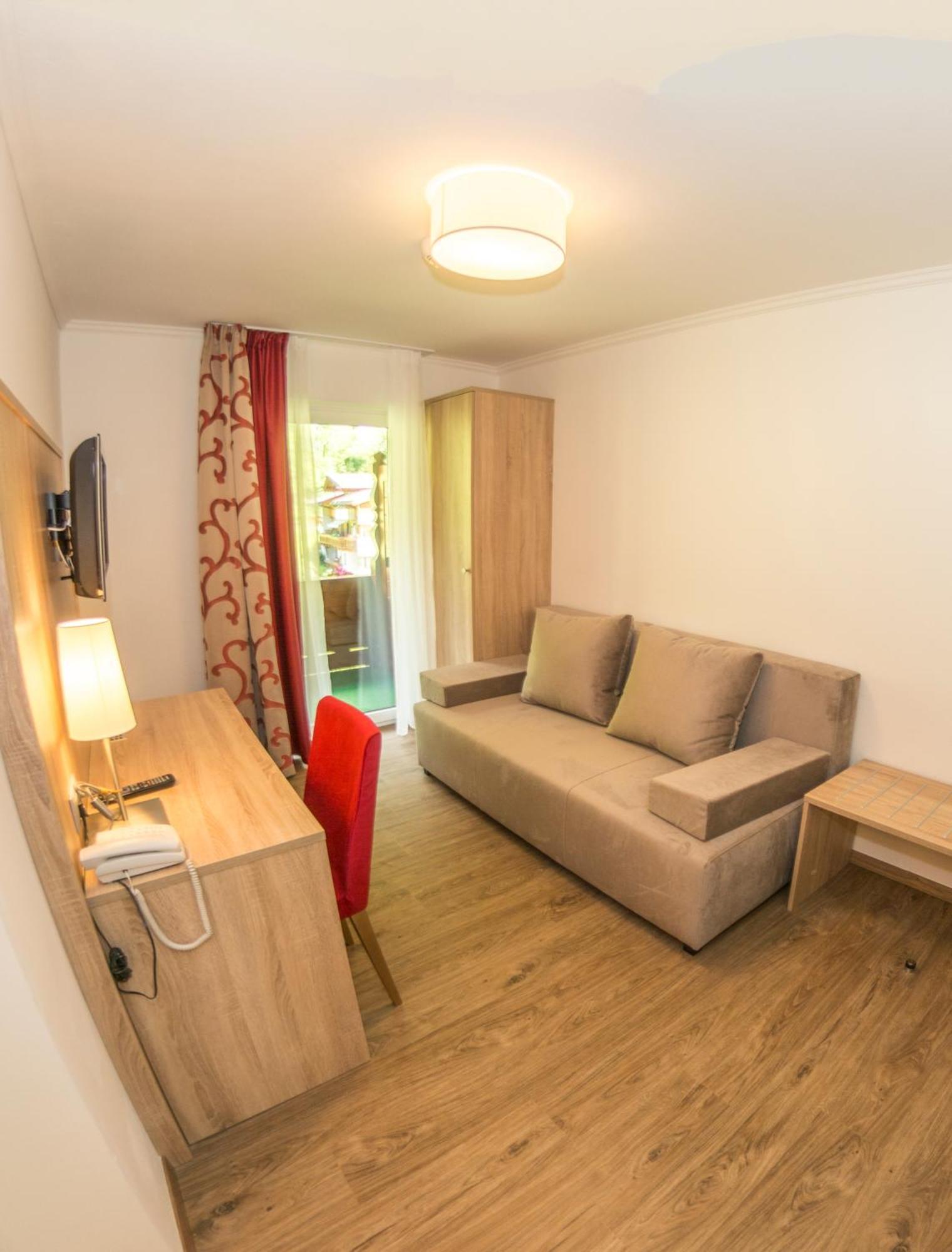 ניוסטיפט אים סטובאיטל Alpenhotel Fernau מראה חיצוני תמונה